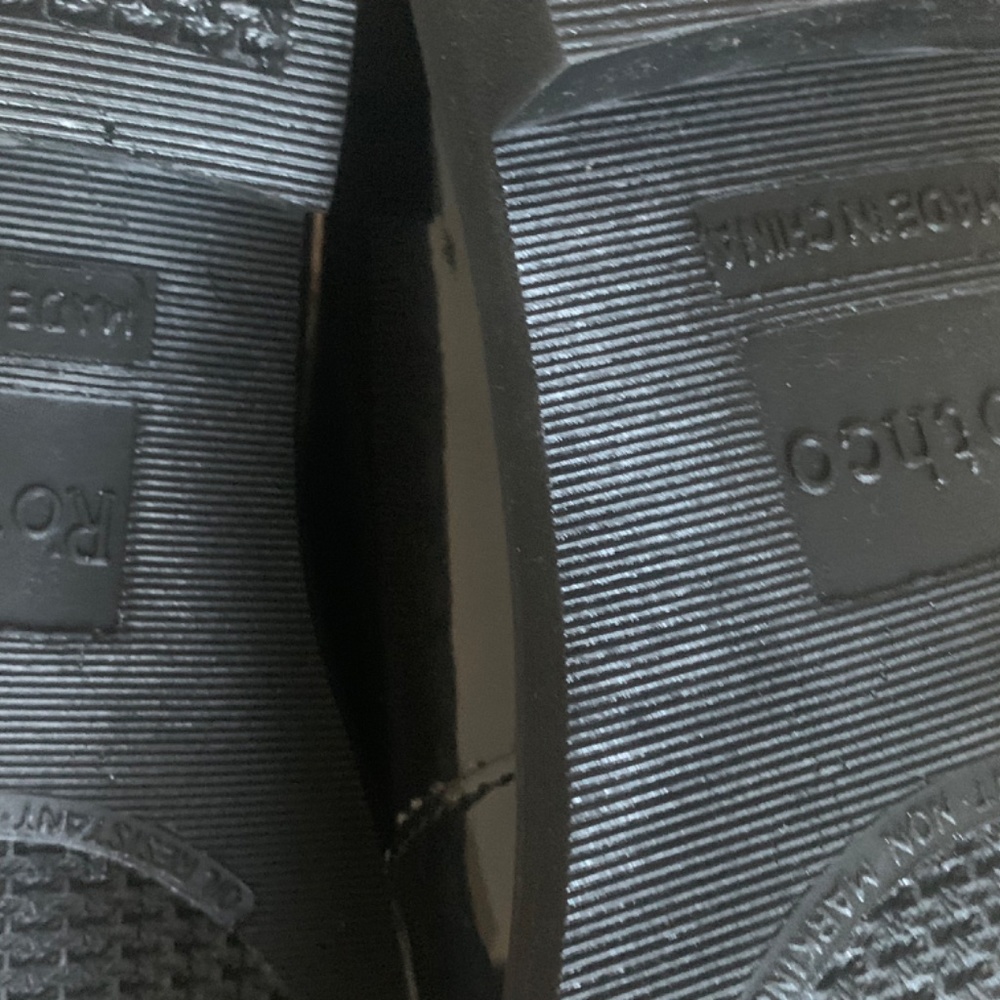 Men’s shiny black oxfords 10R - Picture 2 of 3
